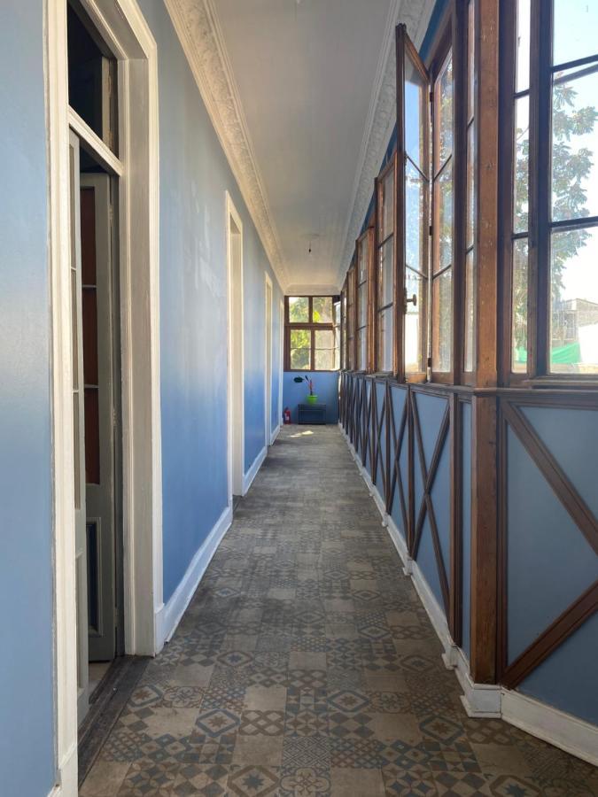 La Casa Roja Hostel Сантьяго Экстерьер фото
