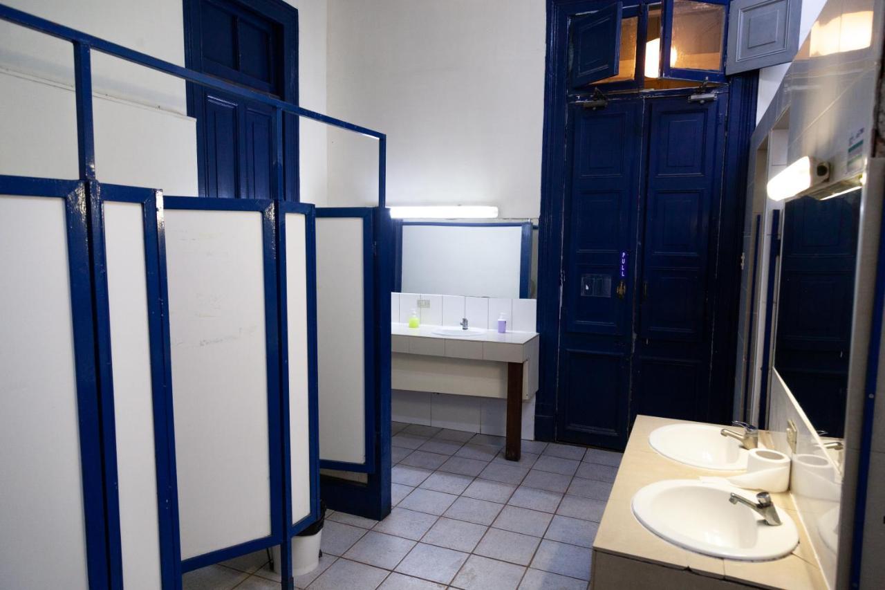 La Casa Roja Hostel Сантьяго Экстерьер фото