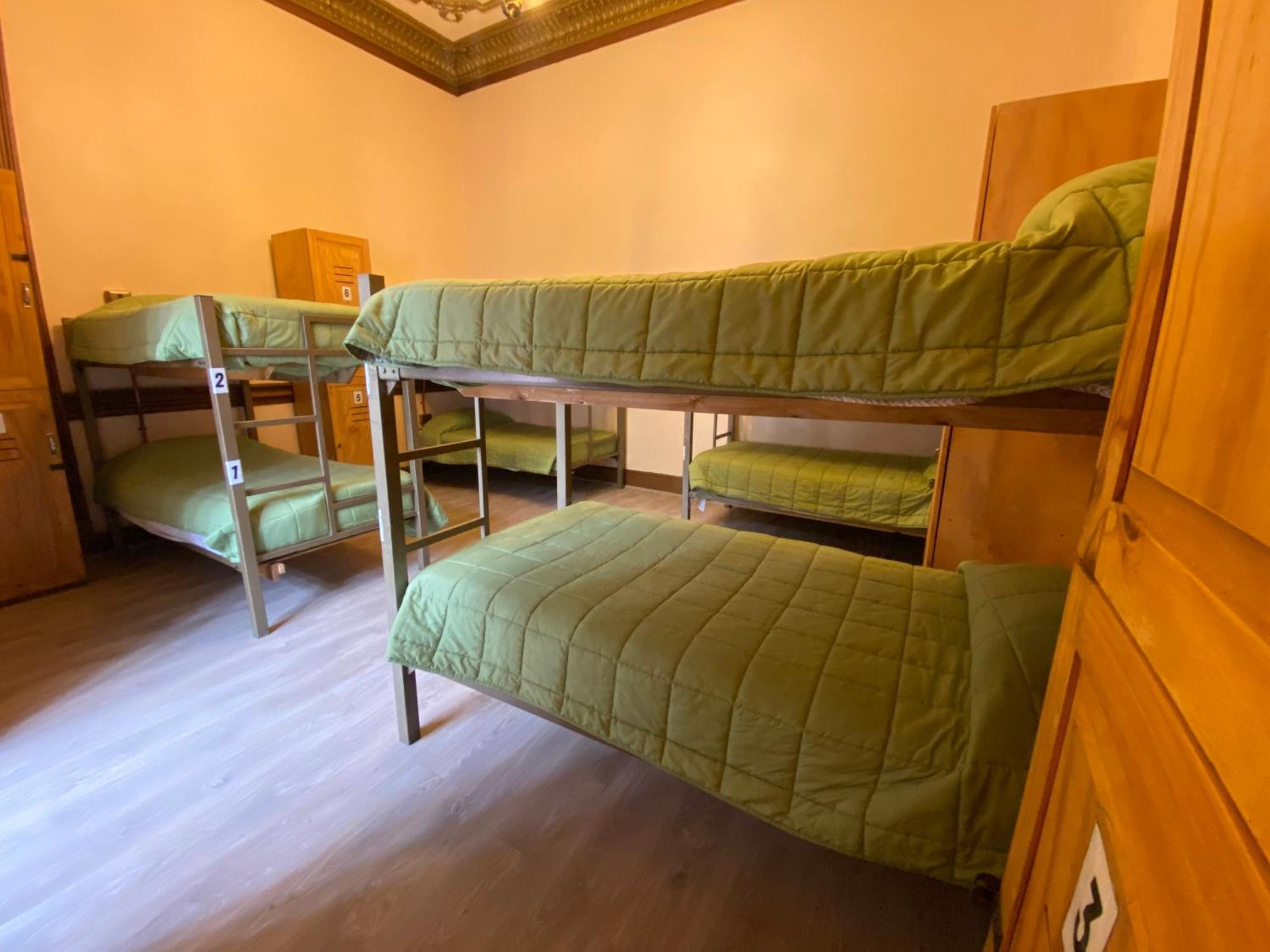 La Casa Roja Hostel Сантьяго Экстерьер фото