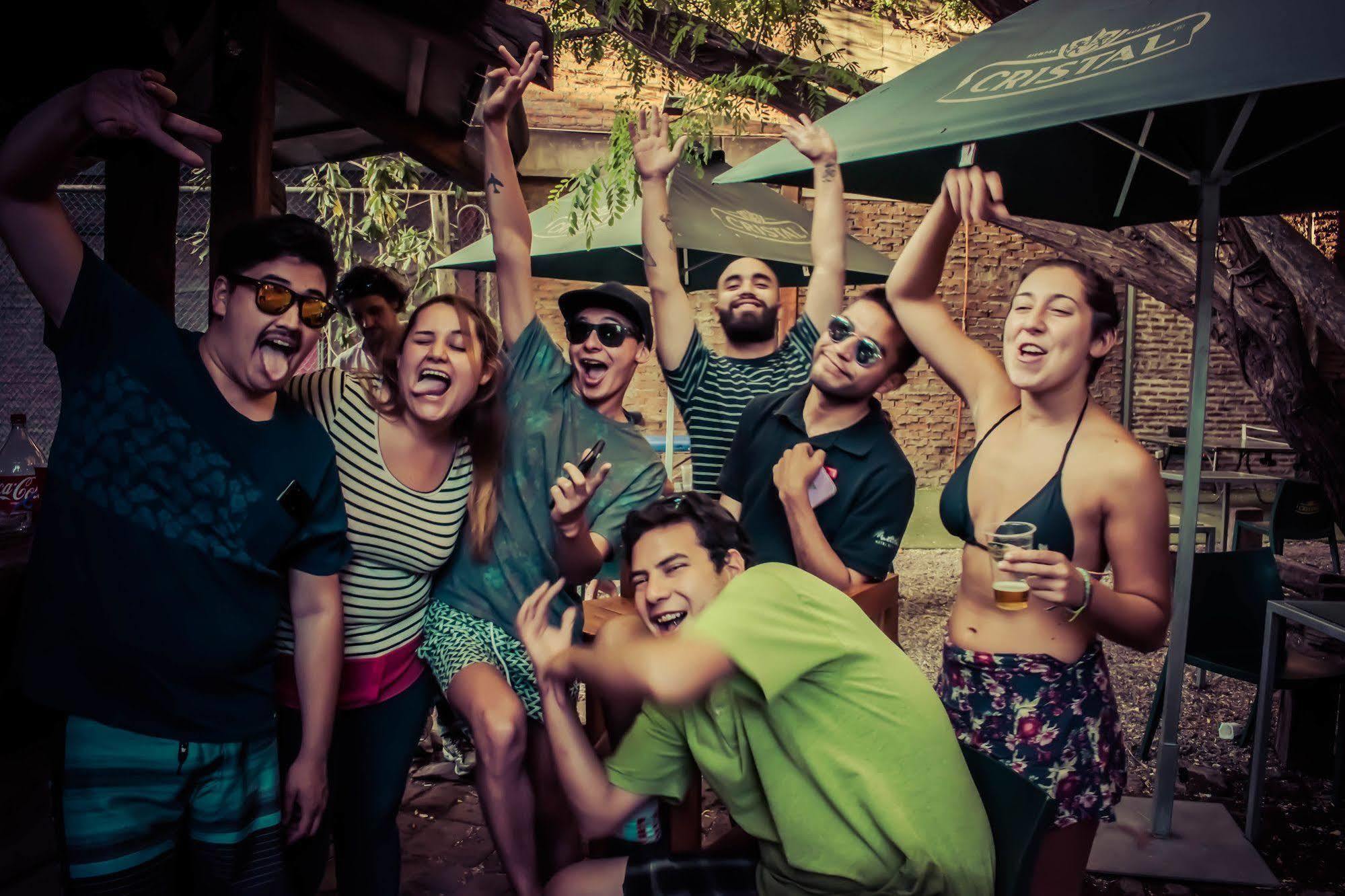 La Casa Roja Hostel Сантьяго Экстерьер фото